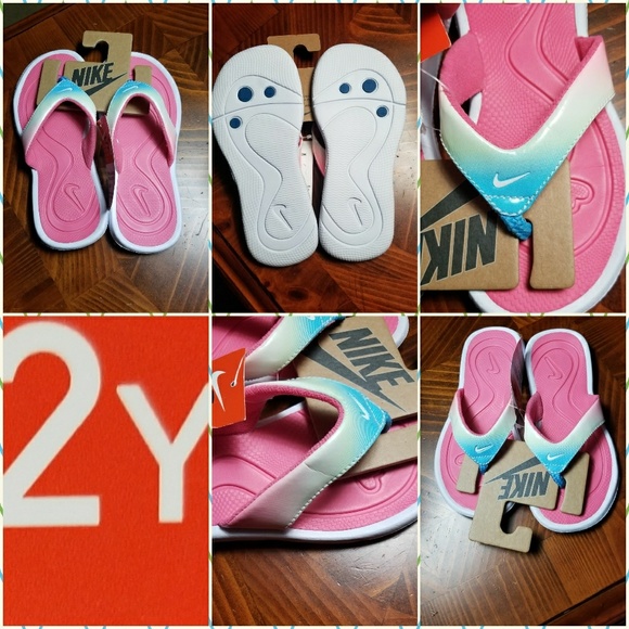 Girls sz 2y Nike Sandles - Picture 2 of 4